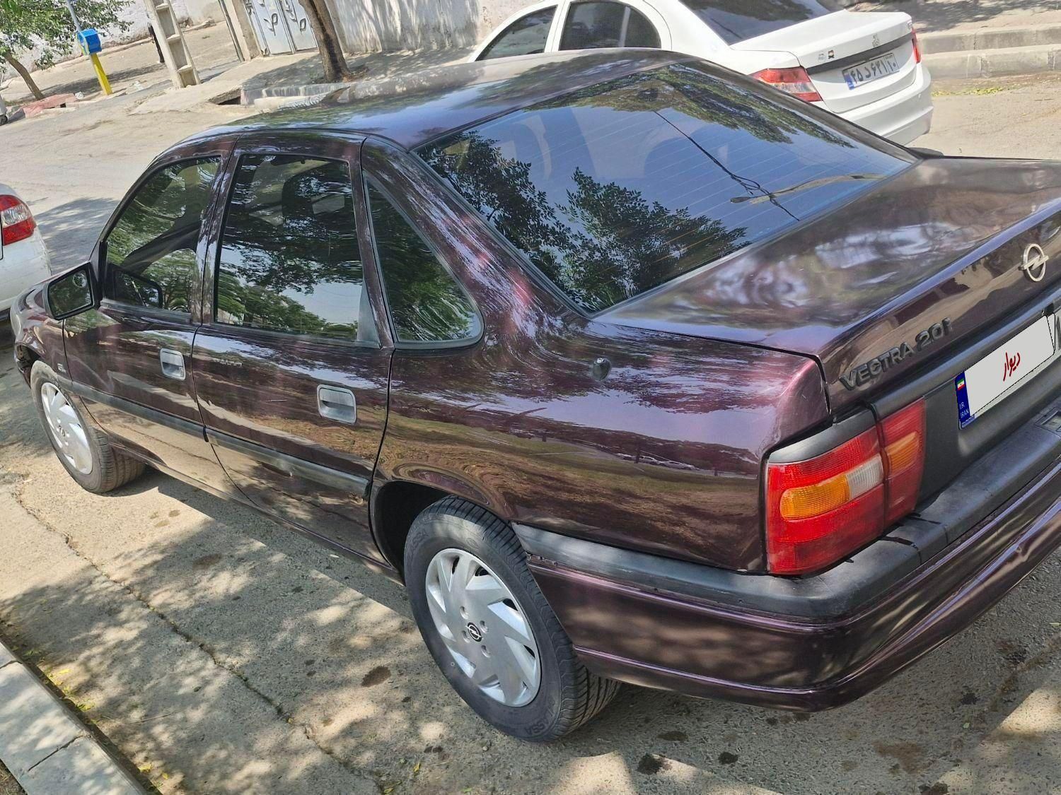 اپل وکترا دنده ای - 1995
