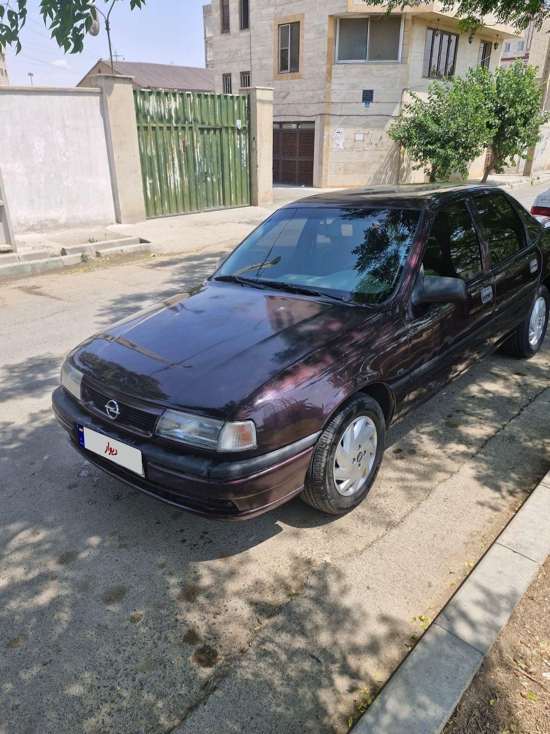 اپل وکترا دنده ای - 1995