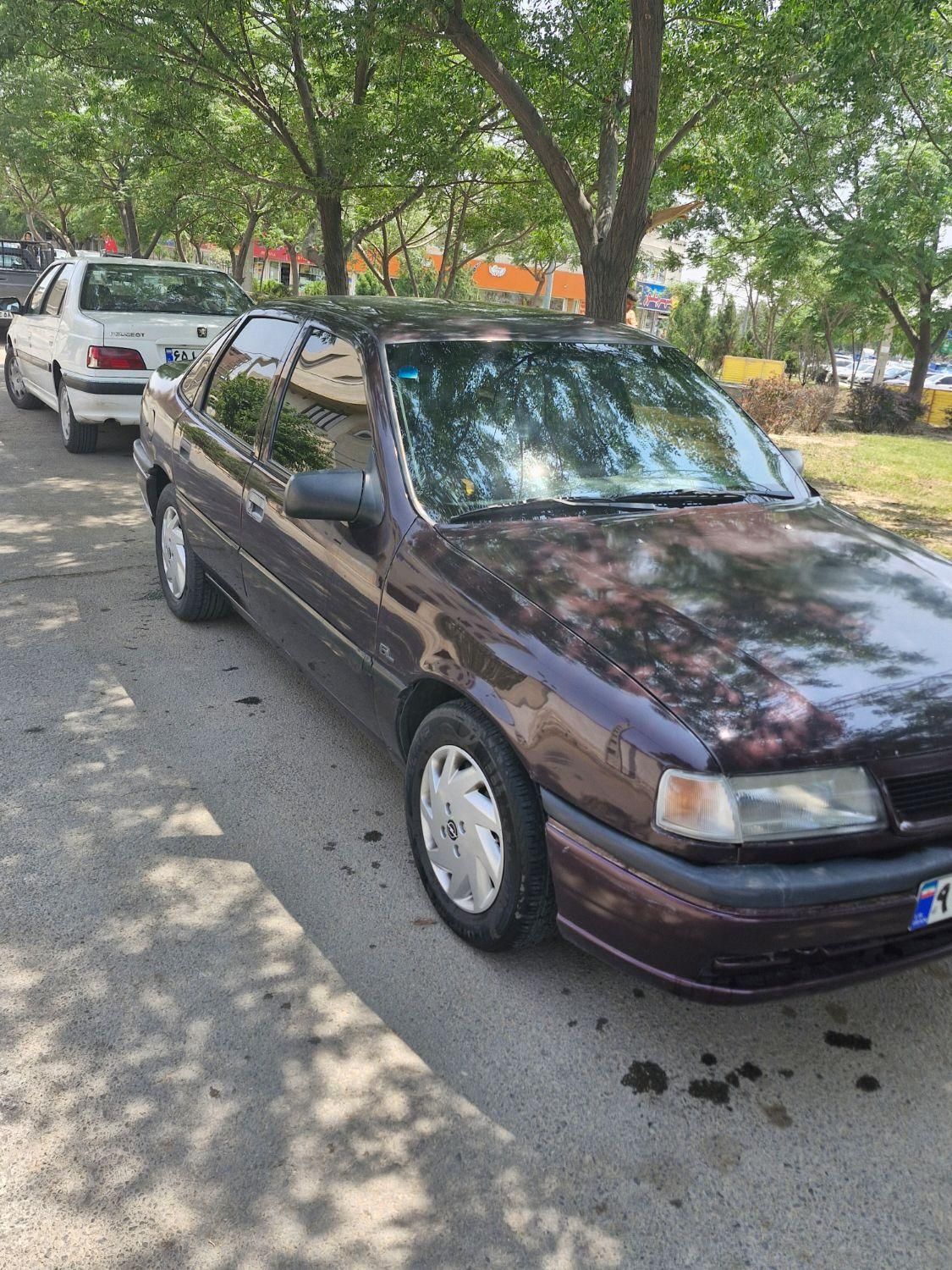 اپل وکترا دنده ای - 1995