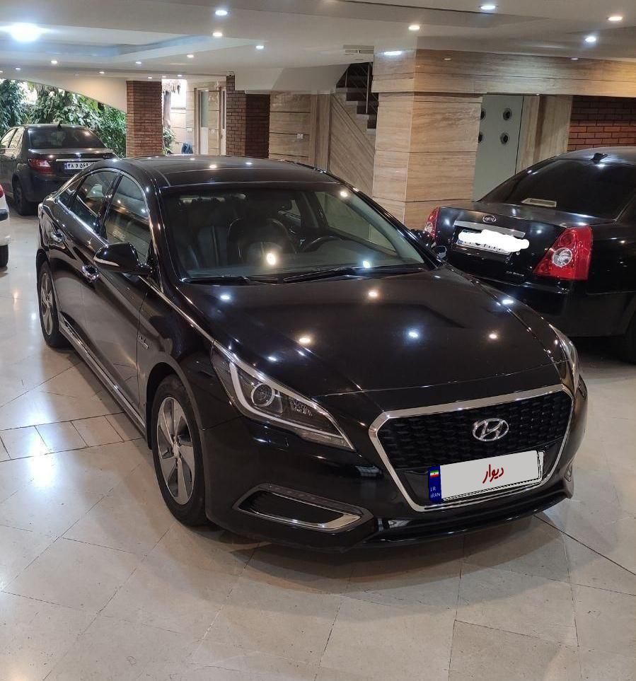 هیوندای سوناتا هیبرید GLS PLUS - 2017