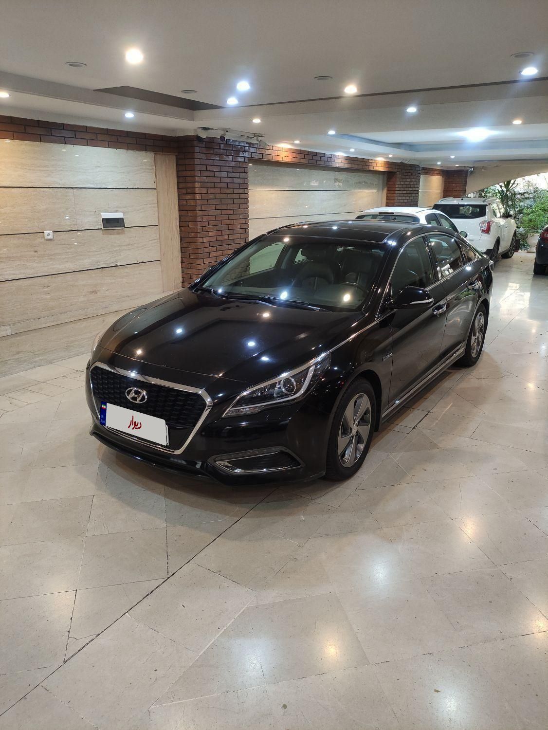 هیوندای سوناتا هیبرید GLS PLUS - 2017