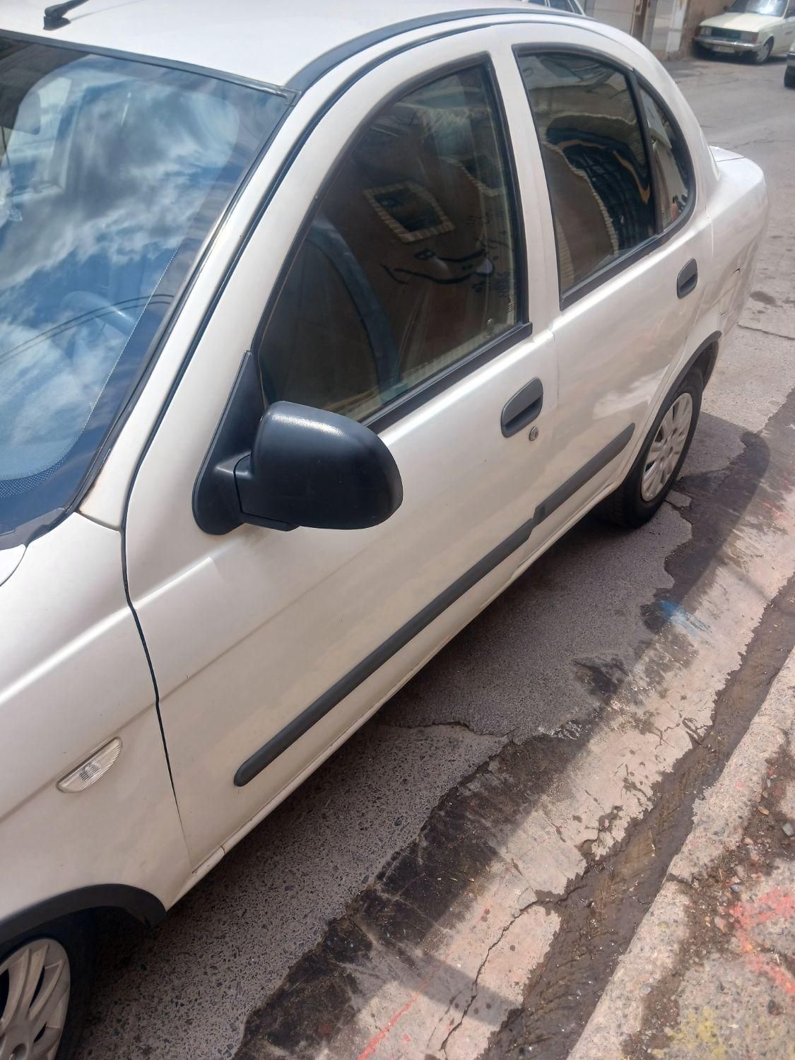 تیبا صندوق دار SX - 1392