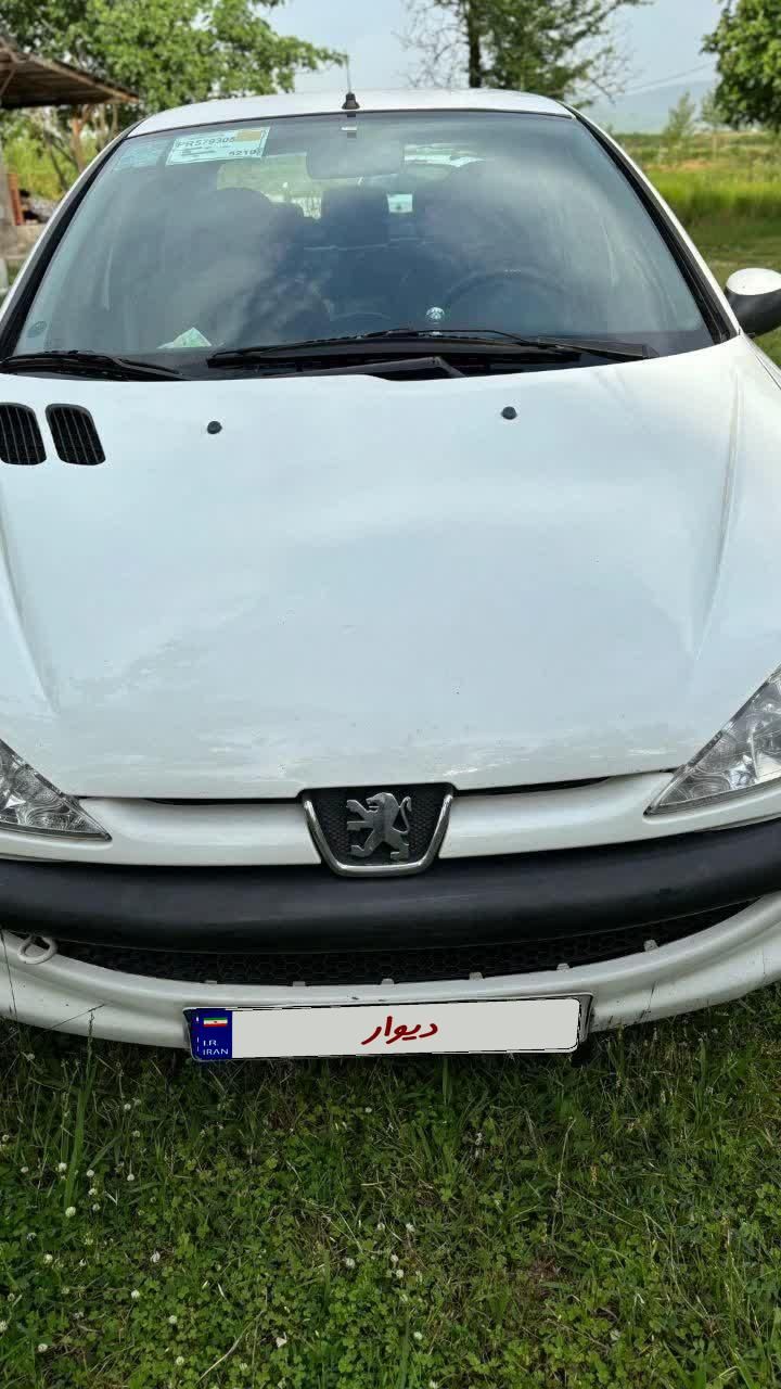 پژو ۲۰۶ صندوق دار v8 - 1396