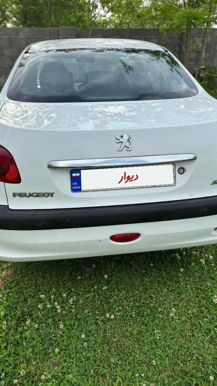 پژو ۲۰۶ صندوق دار v8 - 1396