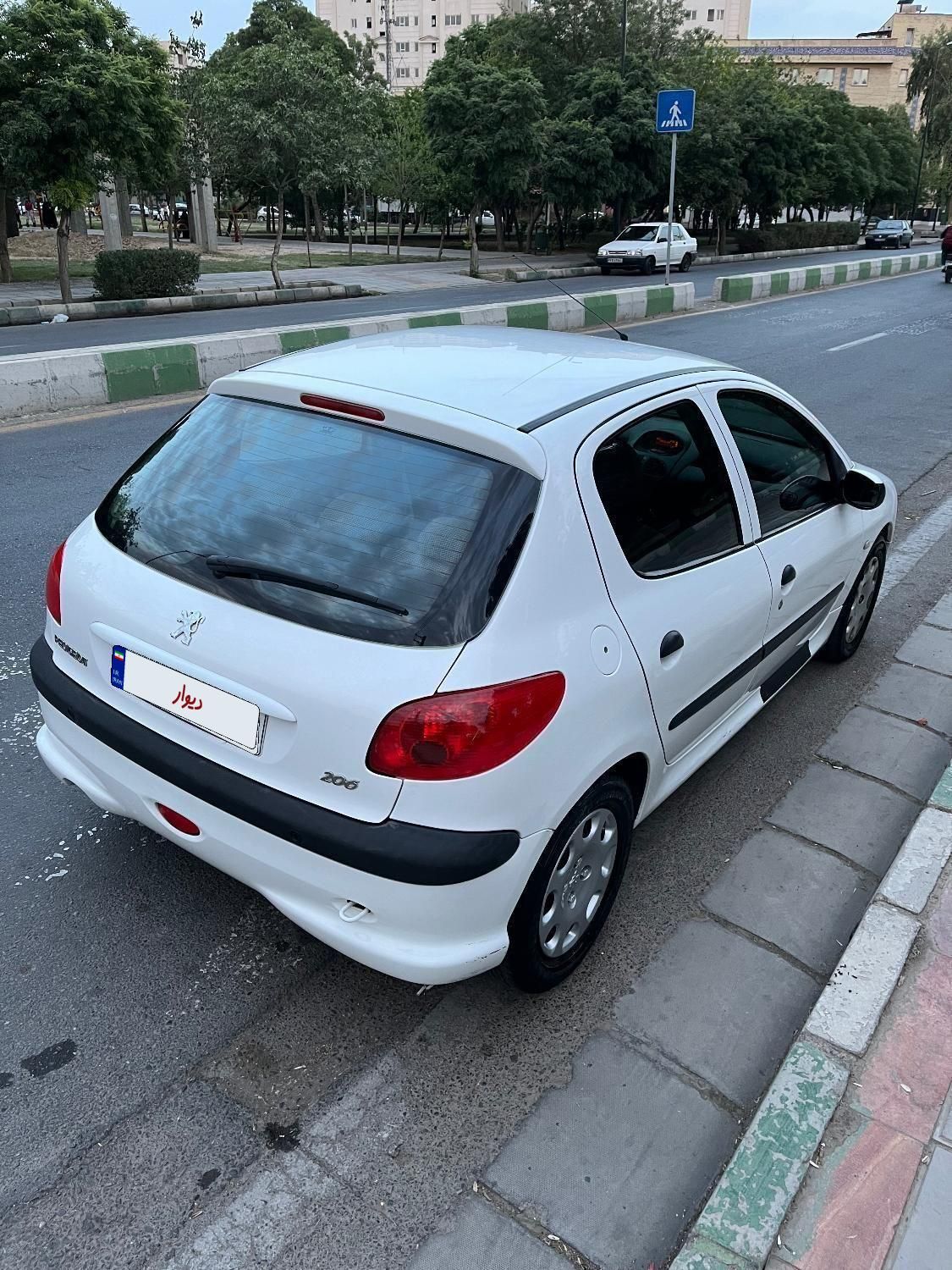 پژو 206 تیپ 5 - 1397