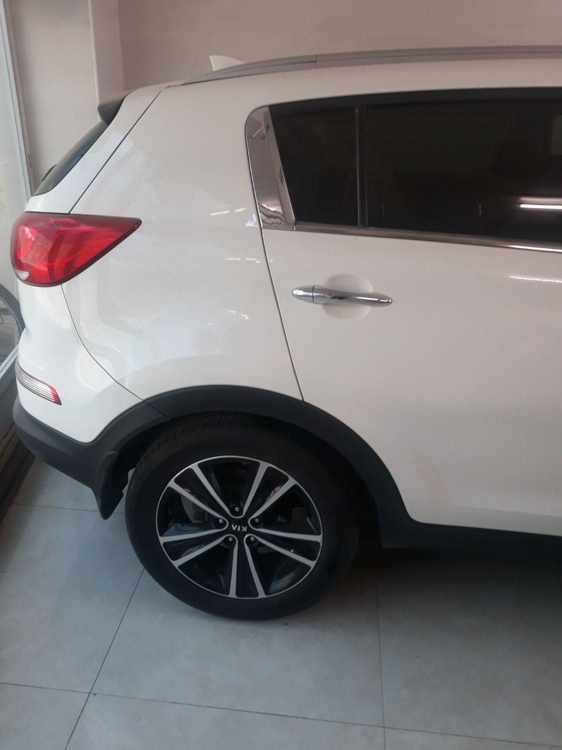 کیا اسپورتیج 4 سیلندر فول 2400cc - 2015