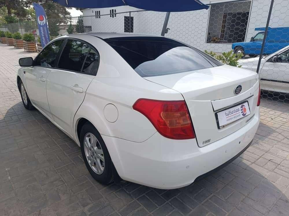 بسترن B50 اتوماتیک - 2014