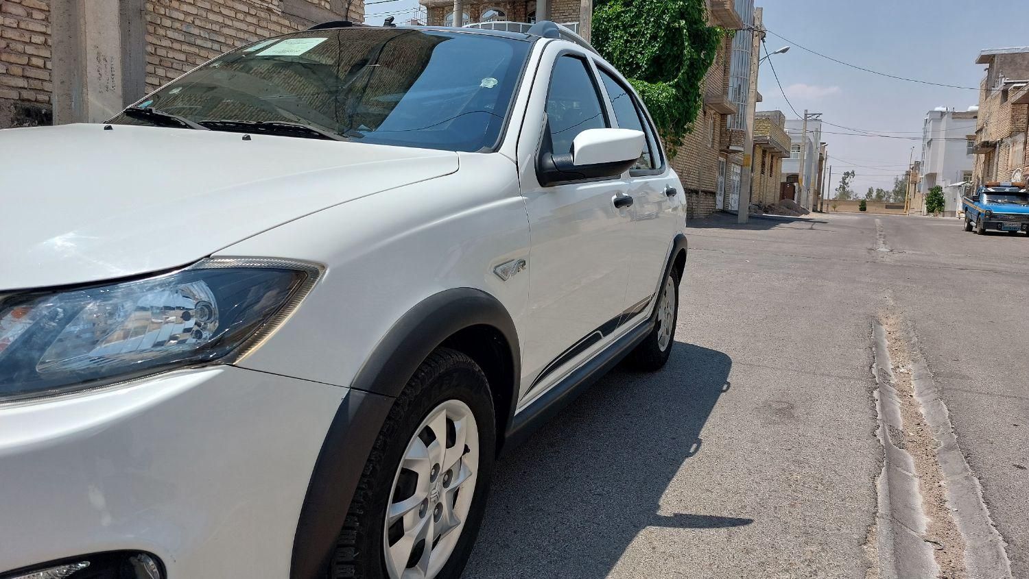 کوییک R دنده‌ای - 1402