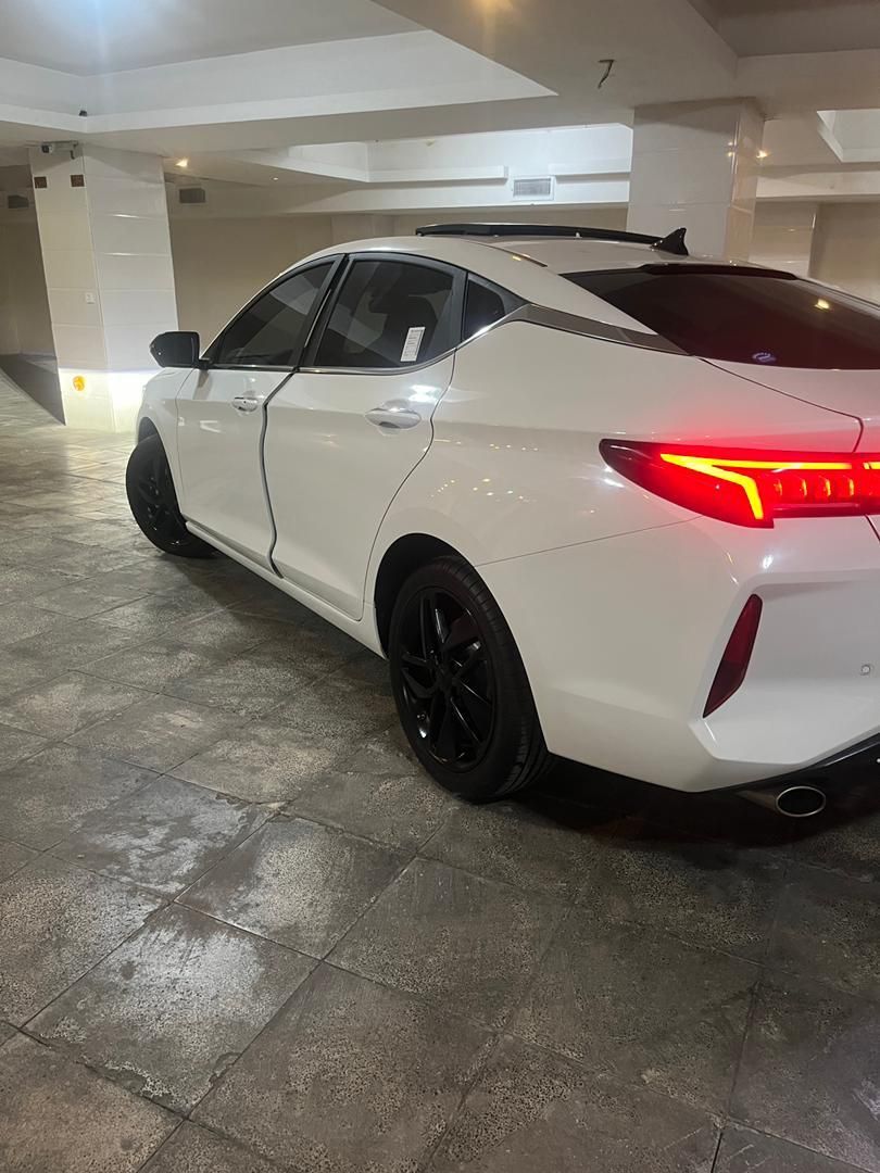 کی ام سی J7 اتوماتیک - 2024