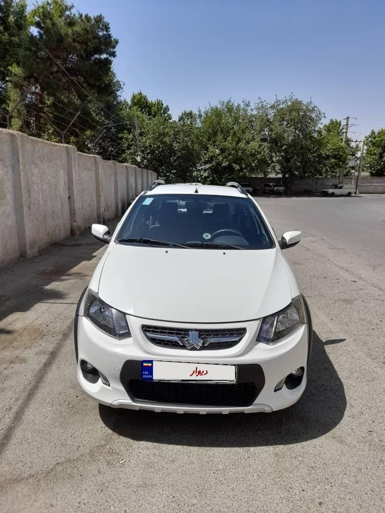 خودرو کوییک، معمولی آگهی ann_18603864