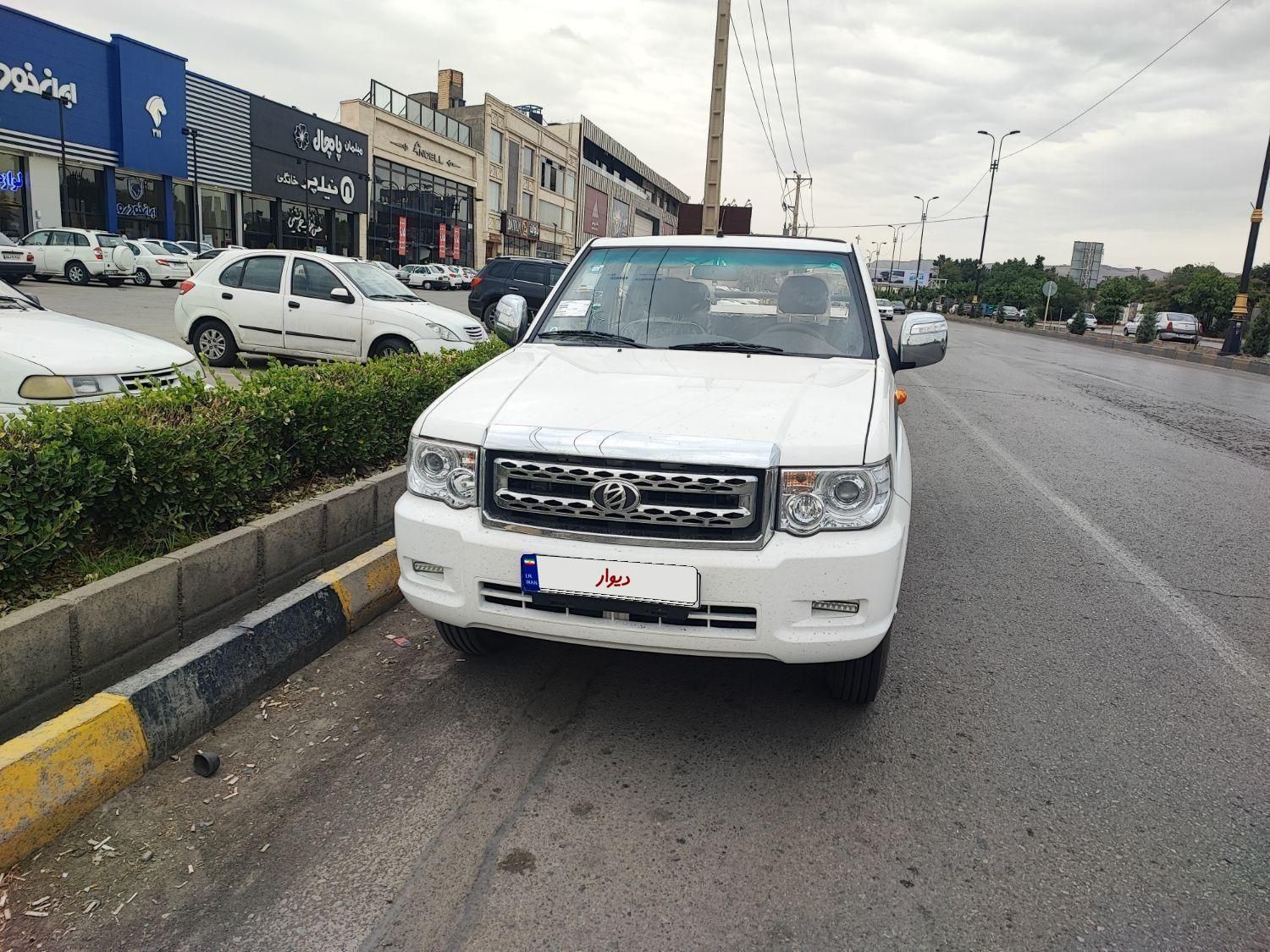 خودرو زامیاد، پادرا پلاس آگهی ann_18603911