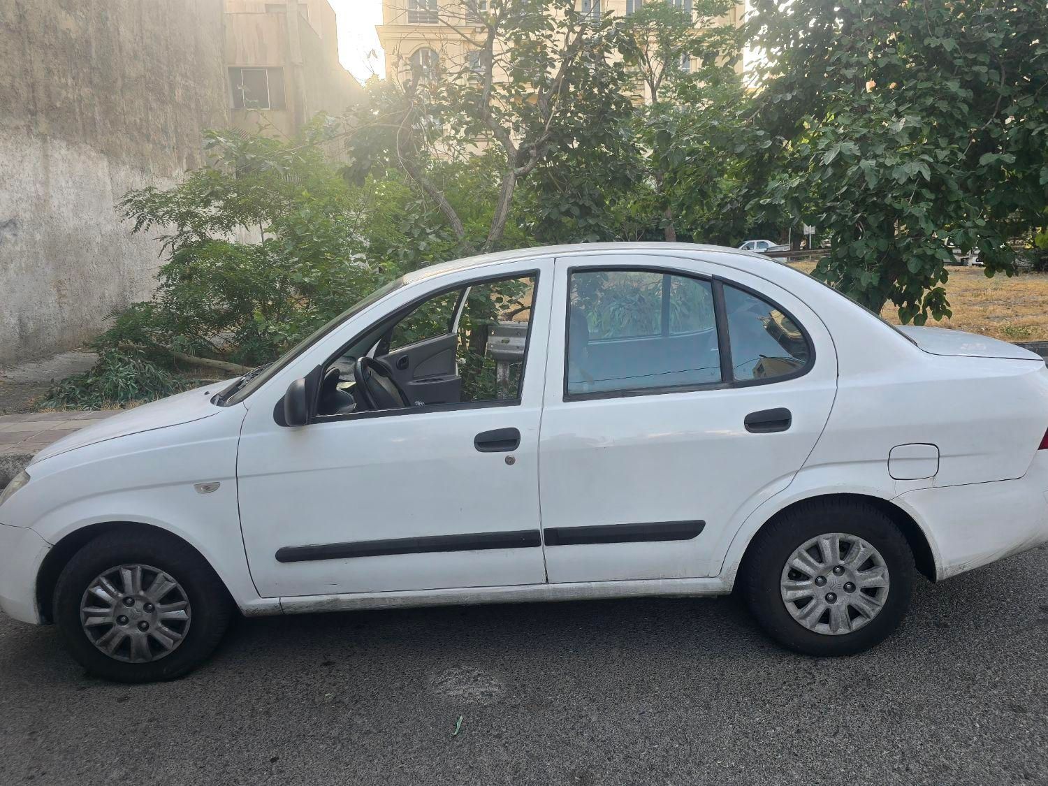 تیبا صندوق دار LX - 1391