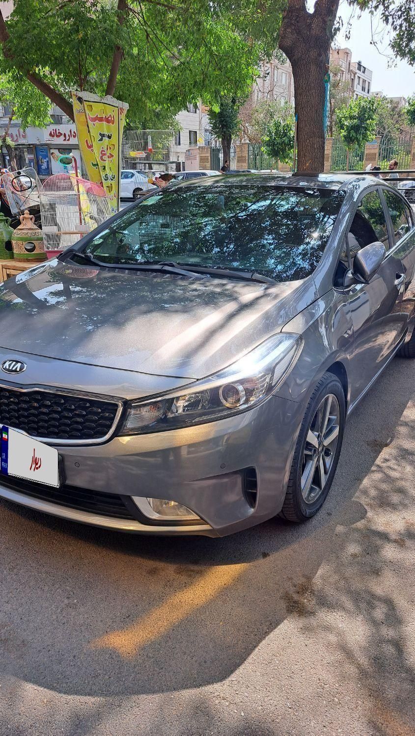 کیا سراتو 2.0 لیتر اتوماتیک GT لاین - 2018