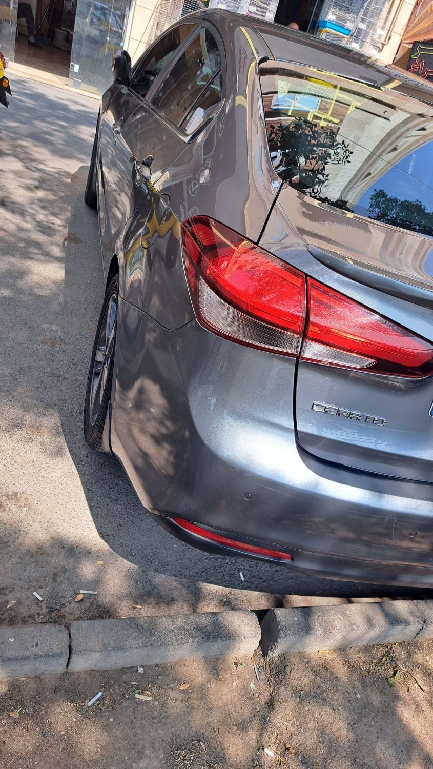کیا سراتو 2.0 لیتر اتوماتیک GT لاین - 2018
