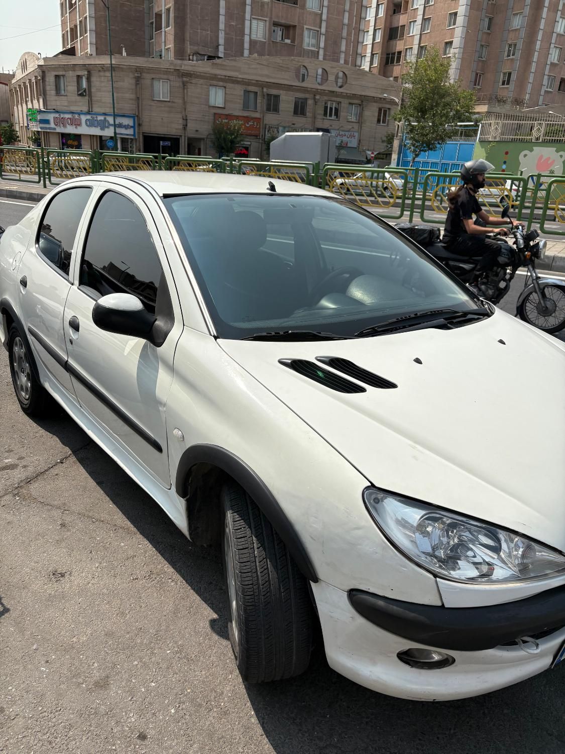 خودرو پژو، ۲۰۶ صندوق دار آگهی ann_18604303