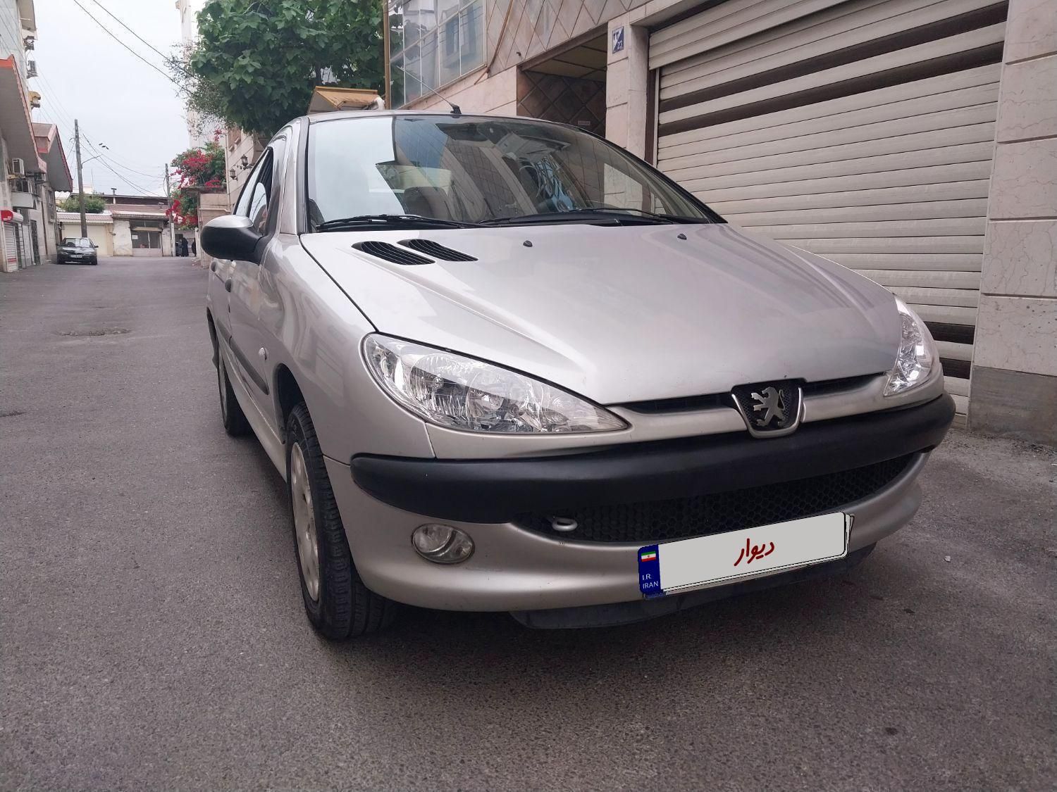 پژو ۲۰۶ صندوق دار v8 - 1391