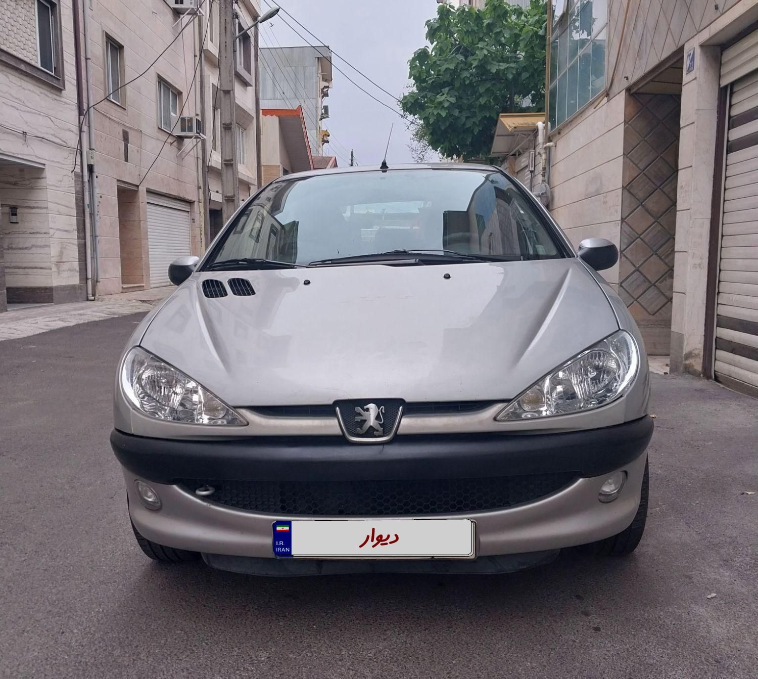 پژو ۲۰۶ صندوق دار v8 - 1391