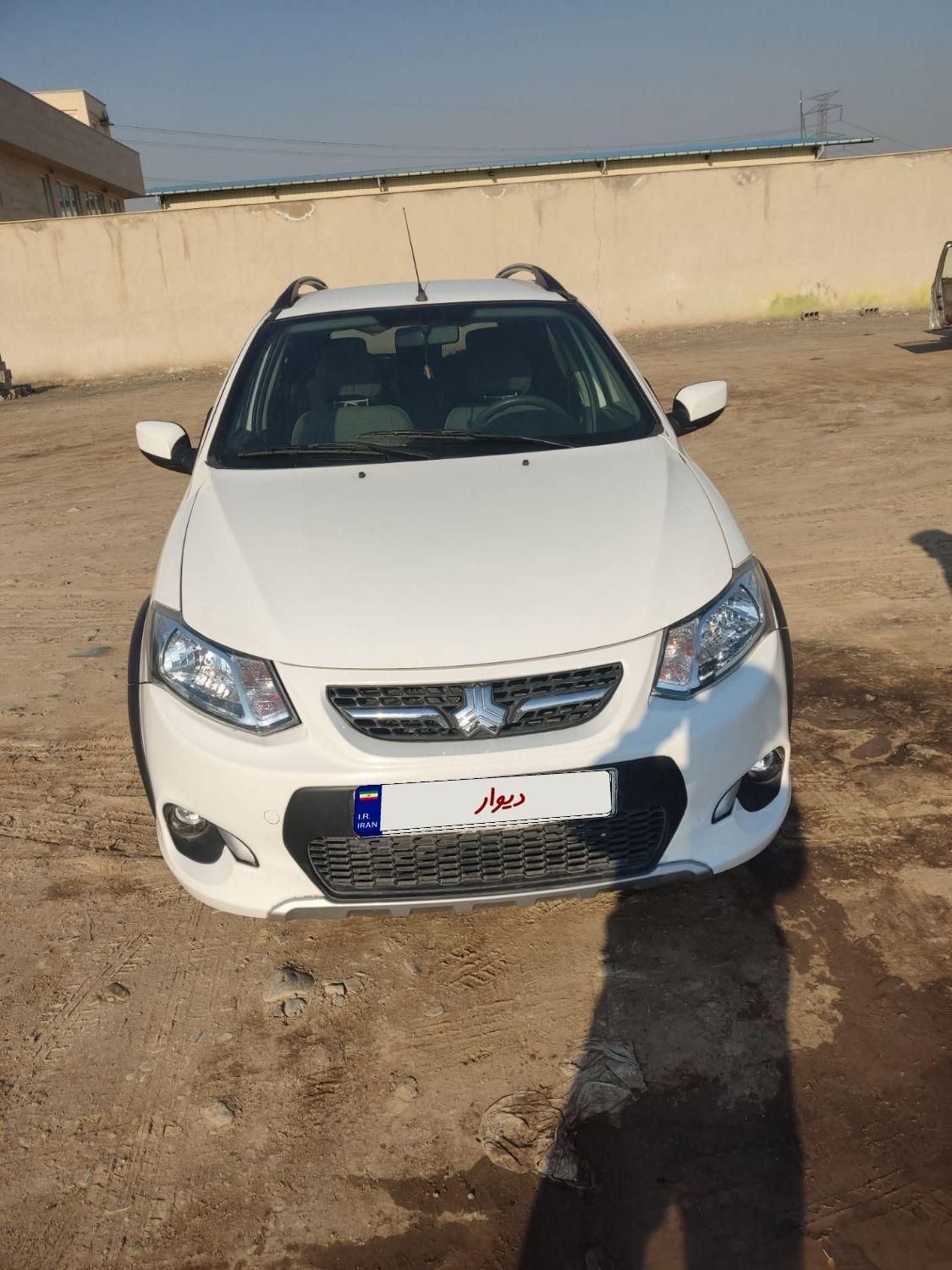 خودرو کوییک، معمولی آگهی ann_18604467