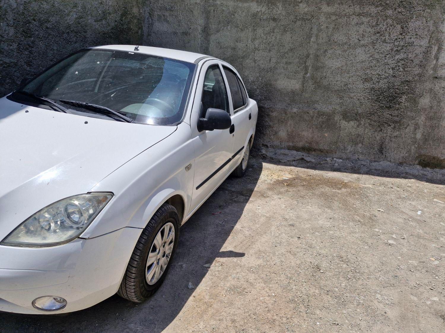 تیبا صندوق دار SX - 1401