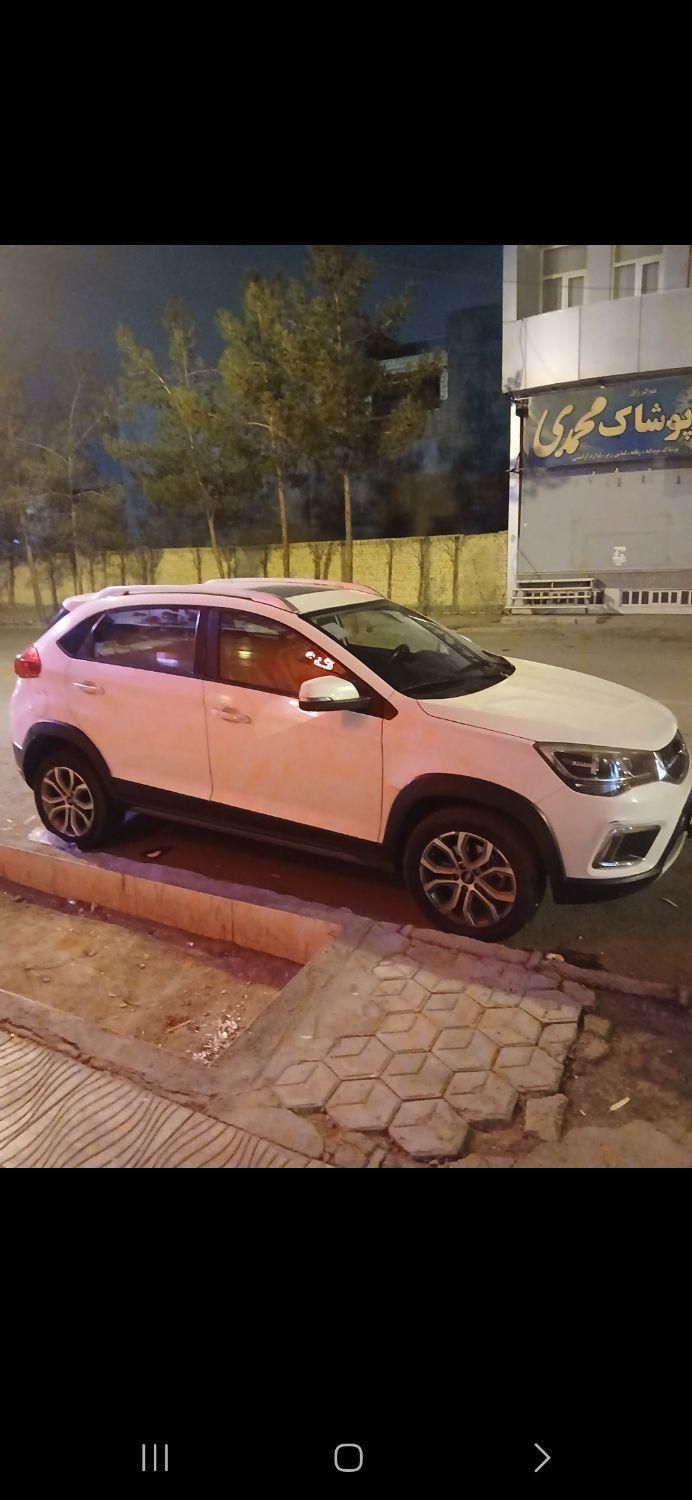 خودرو ام وی ام، X22 آگهی ann_18604539