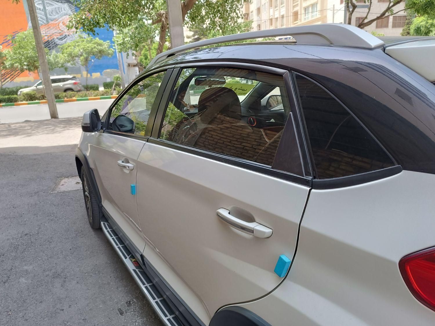 خودرو ام وی ام، X22 آگهی ann_18604625