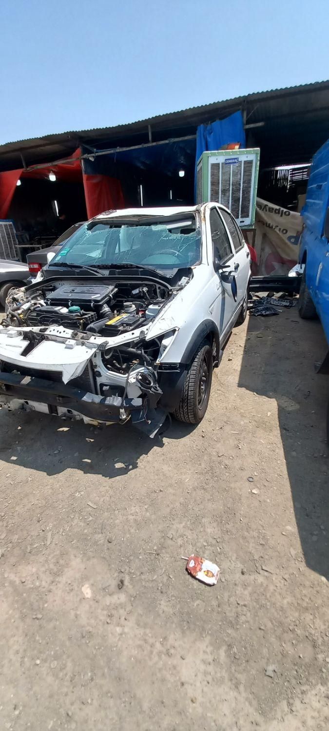 خودرو کوییک، معمولی آگهی ann_18604734