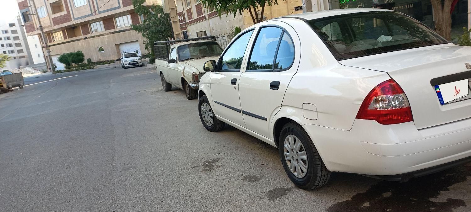 تیبا صندوق دار SX - 1400