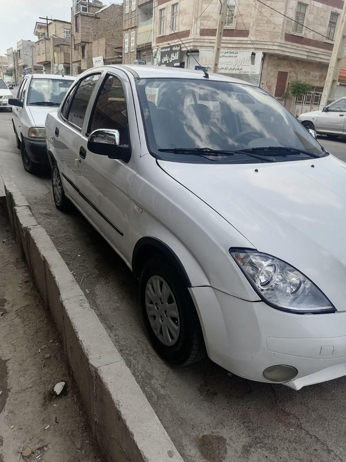 تیبا صندوق دار SX - 1396