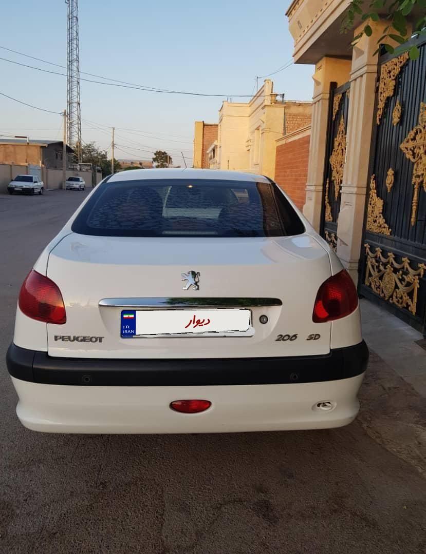 پژو ۲۰۶ صندوق دار v8 - 1397