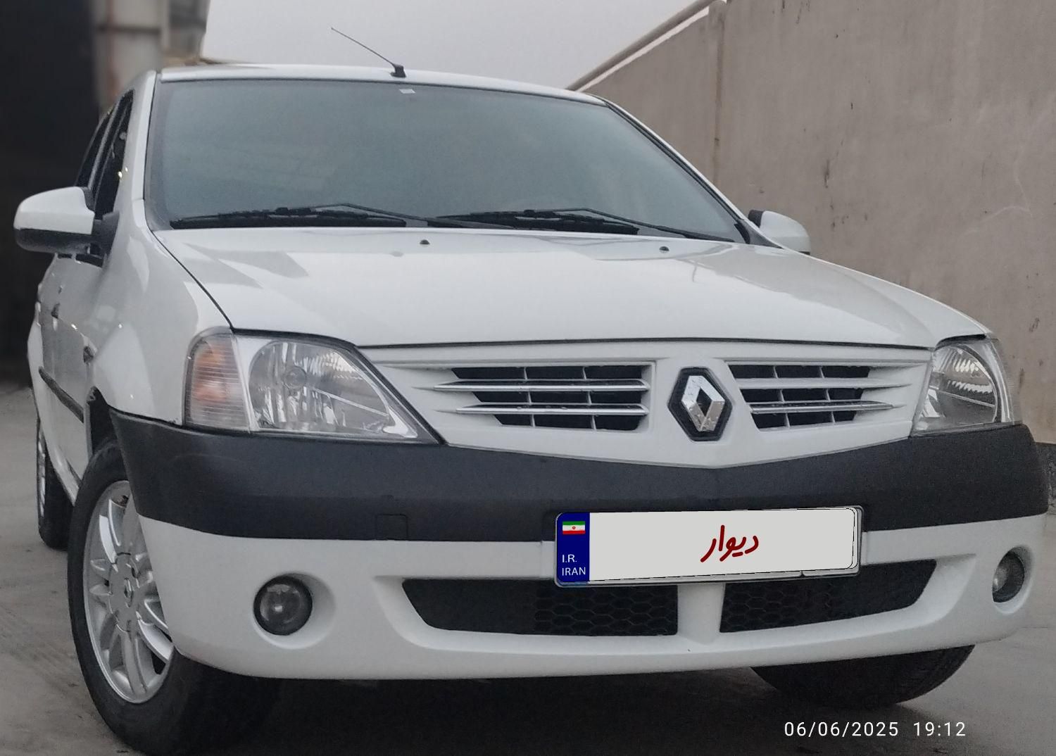 خودرو رنو، تندر 90 آگهی ann_18605341