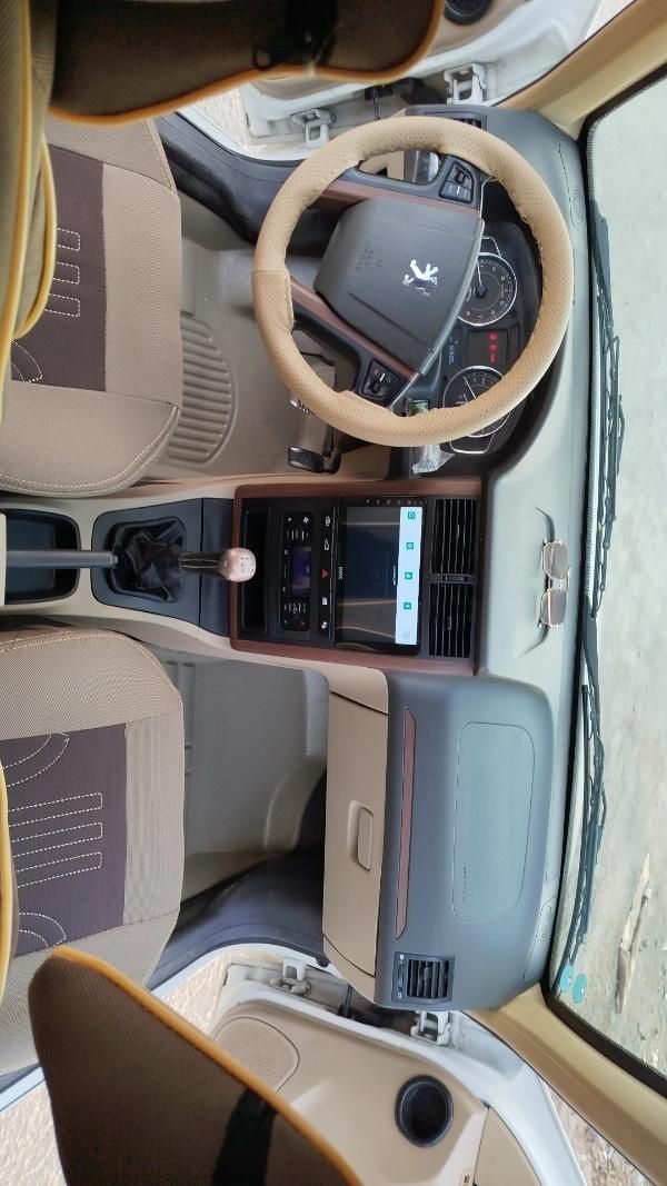 پژو پارس سال - 1401