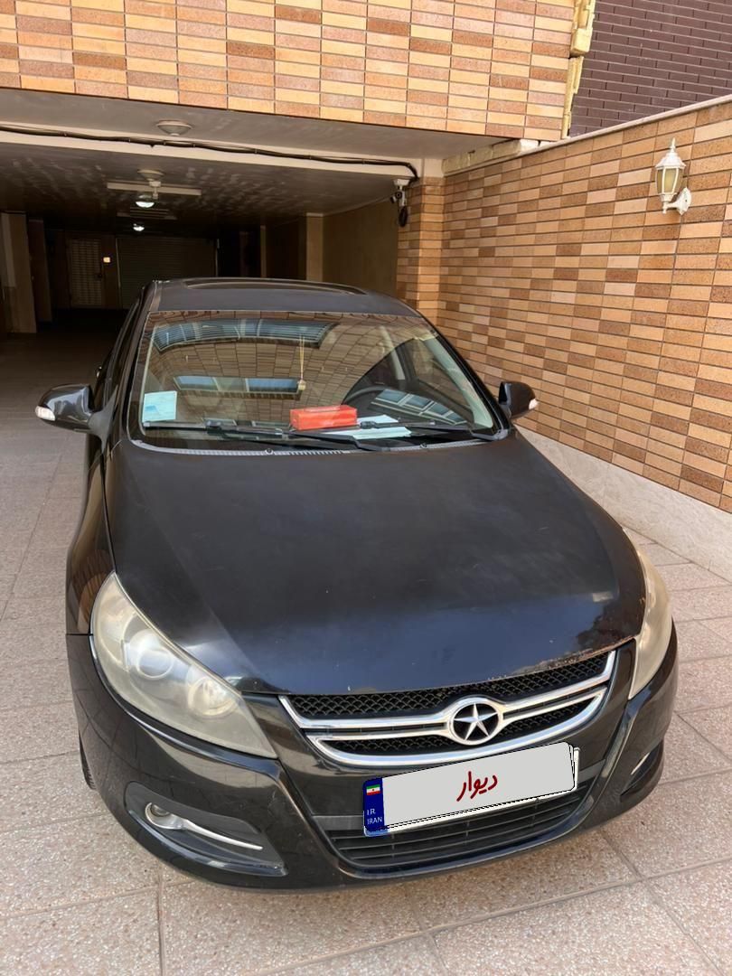 جک J5 اتوماتیک - 2015