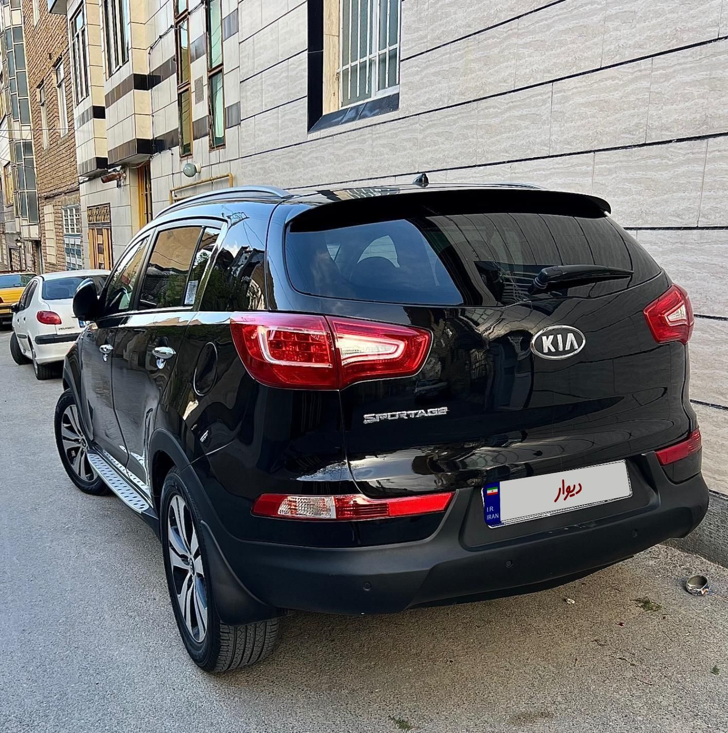 کیا اسپورتیج 4 سیلندر فول 2400cc - 2011