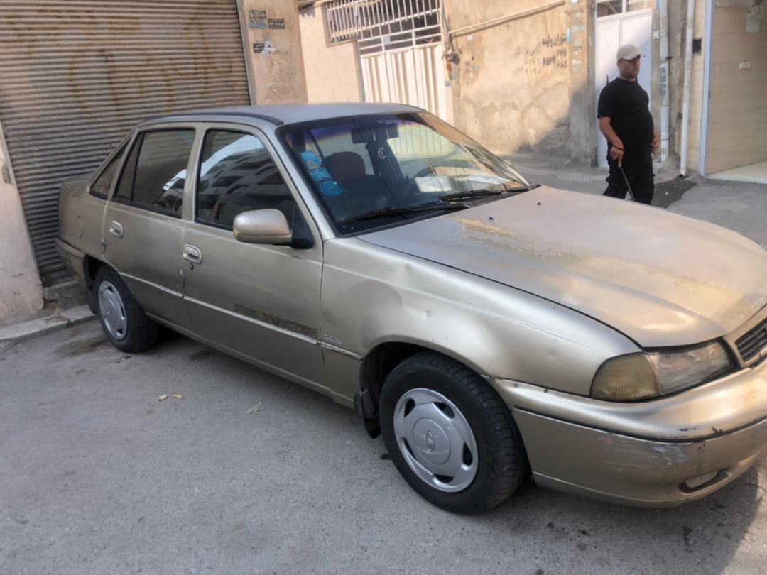 دوو سیلو سدان - 2000