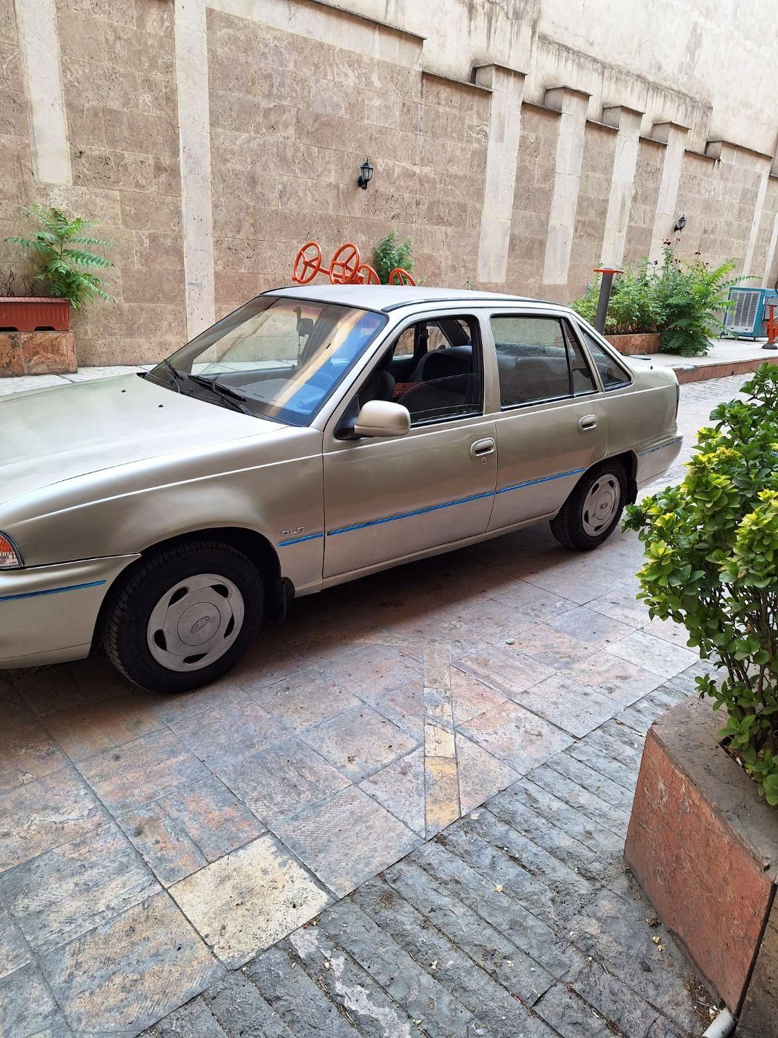 دوو سیلو سدان - 2002