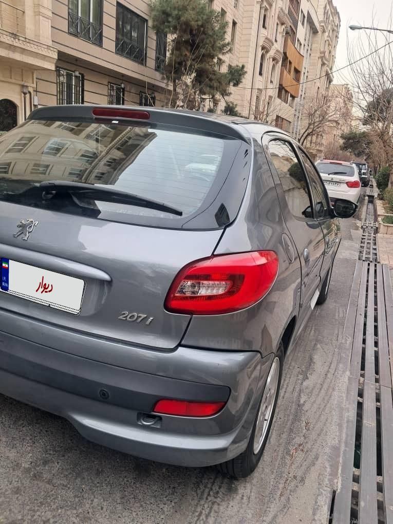 پژو 207 اتوماتیک - 1396