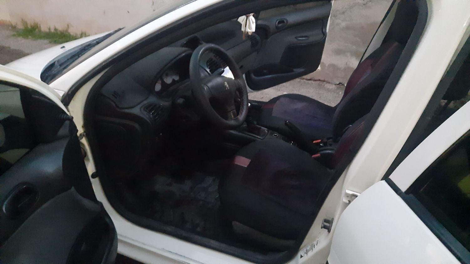 پژو ۲۰۶ صندوق دار v20 - 1388