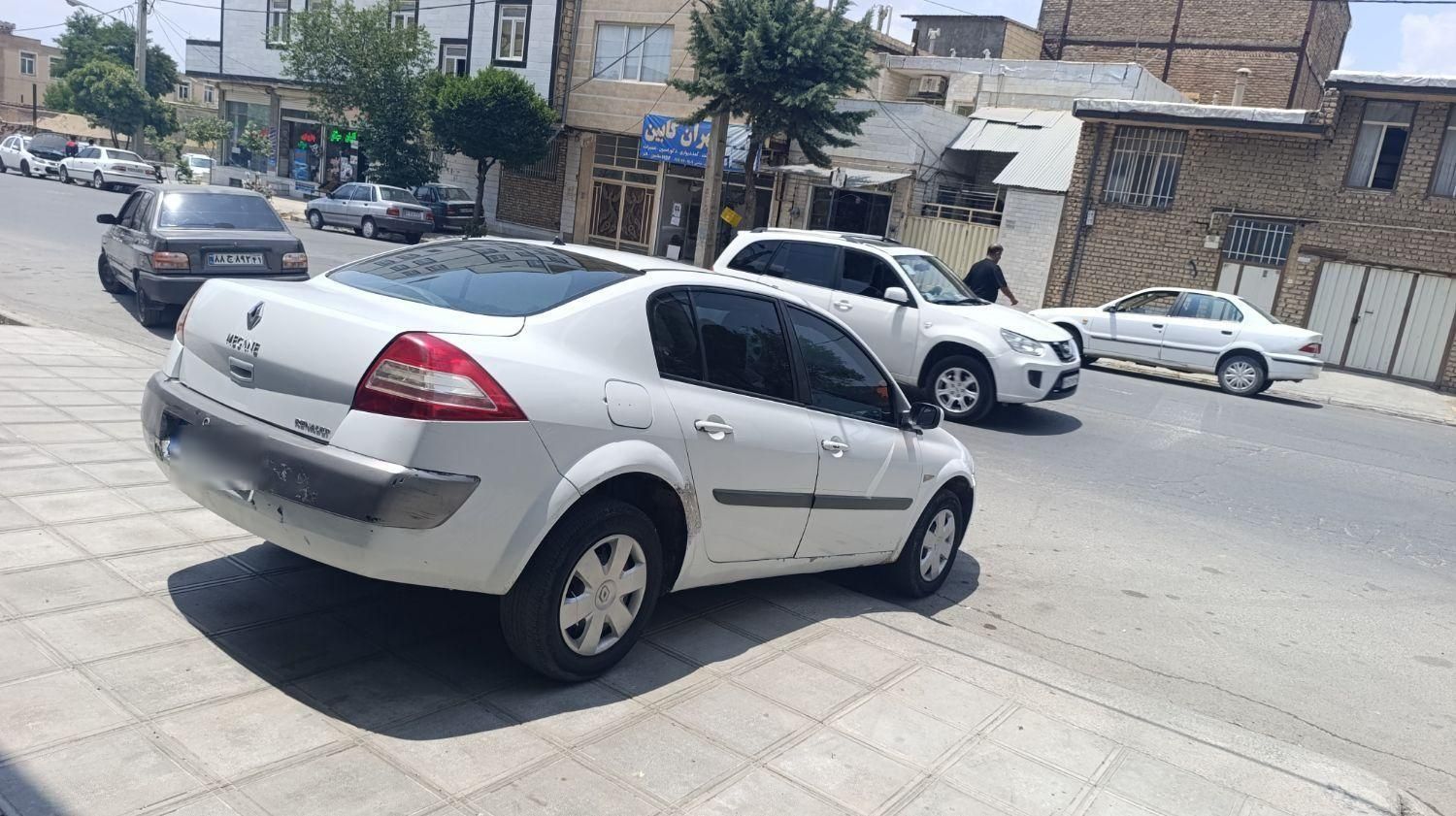 رنو مگان پارس خودرو 1600 E2 - 2009