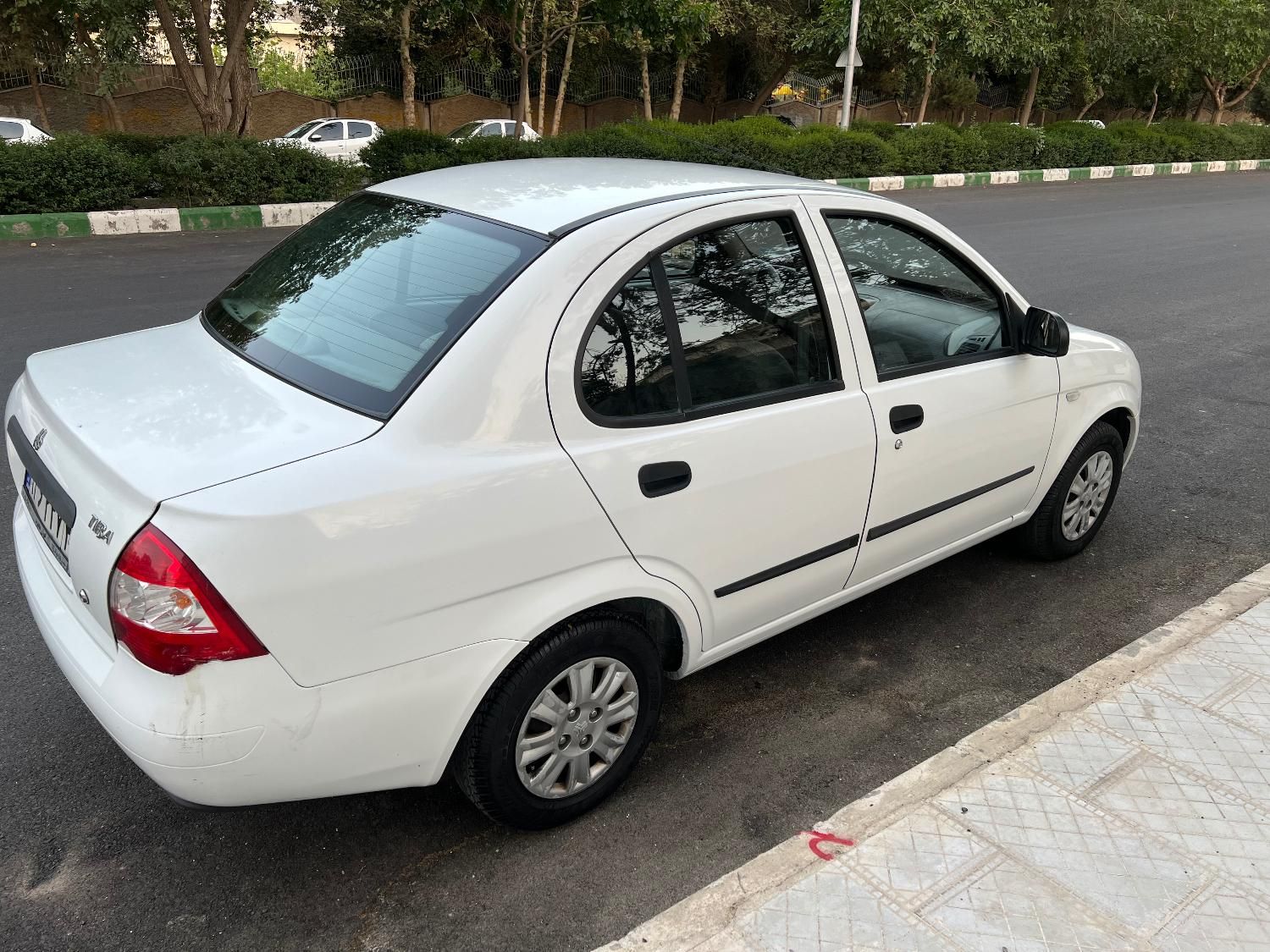 تیبا صندوق دار SX - 1398