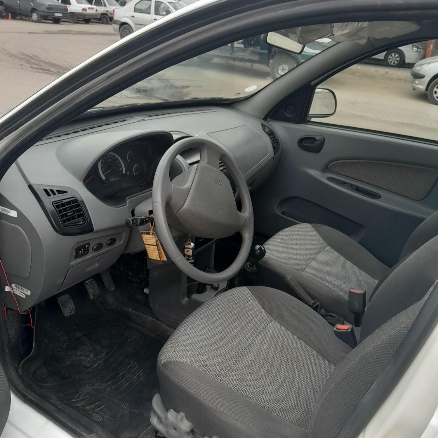 تیبا صندوق دار EX - 1395