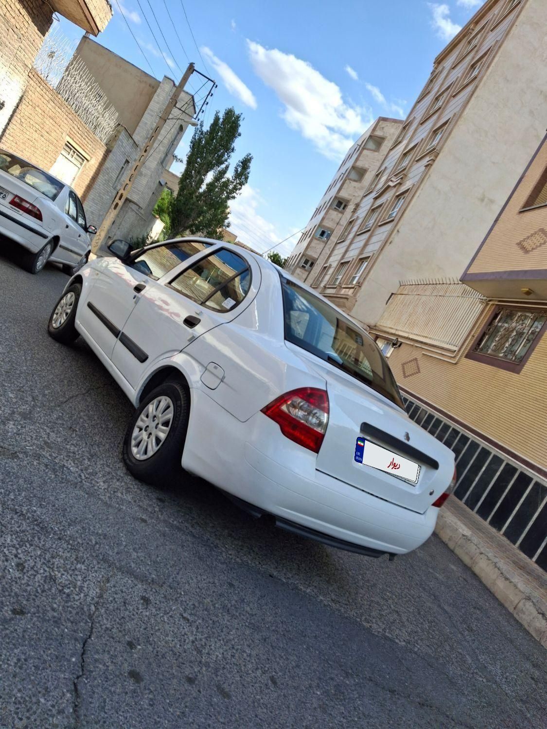 تیبا صندوق دار SX - 1393