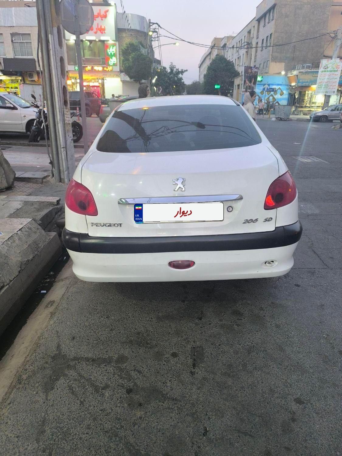 پژو ۲۰۶ صندوق دار v20 - 1390