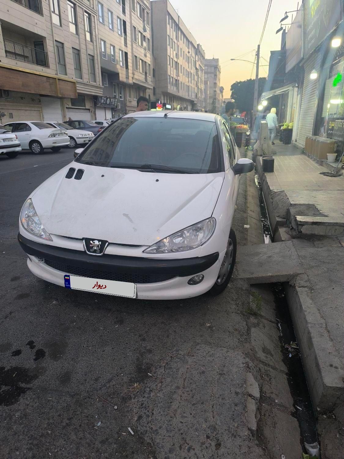 پژو ۲۰۶ صندوق دار v20 - 1390