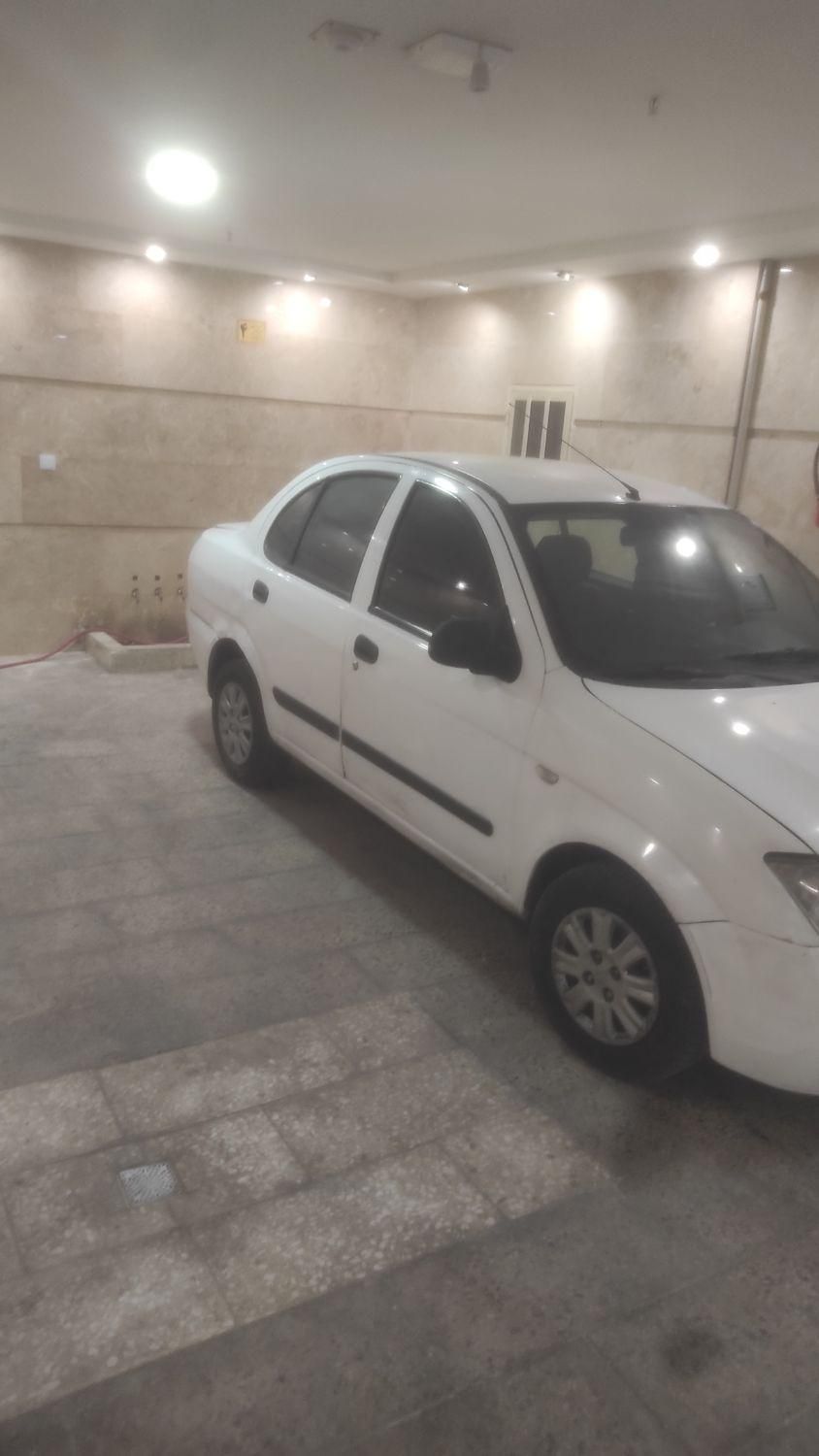 تیبا صندوق دار SX - 1396