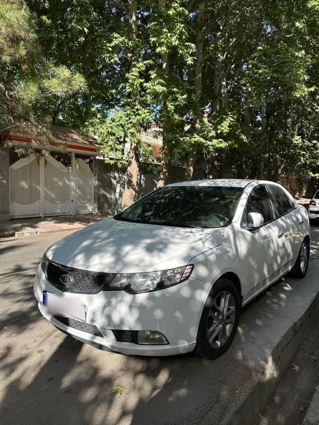 خودرو کیا، سراتو مونتاژ آگهی ann_18608170