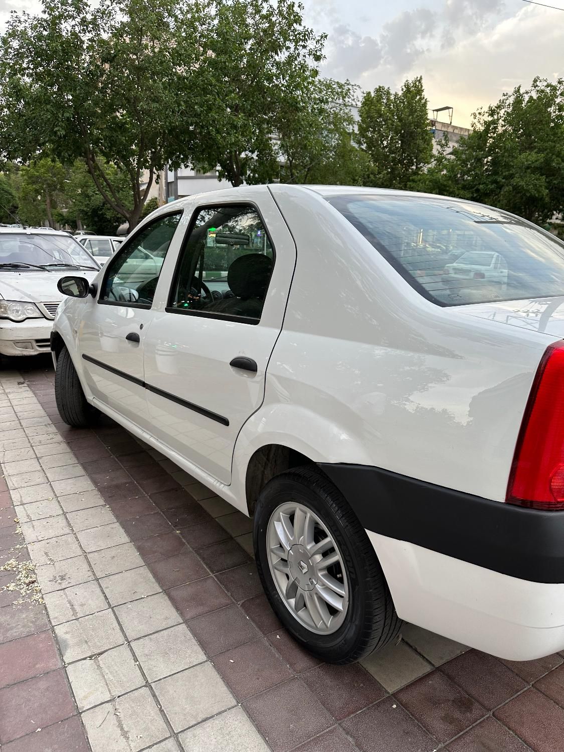 رنو تندر 90 E2 - 1392
