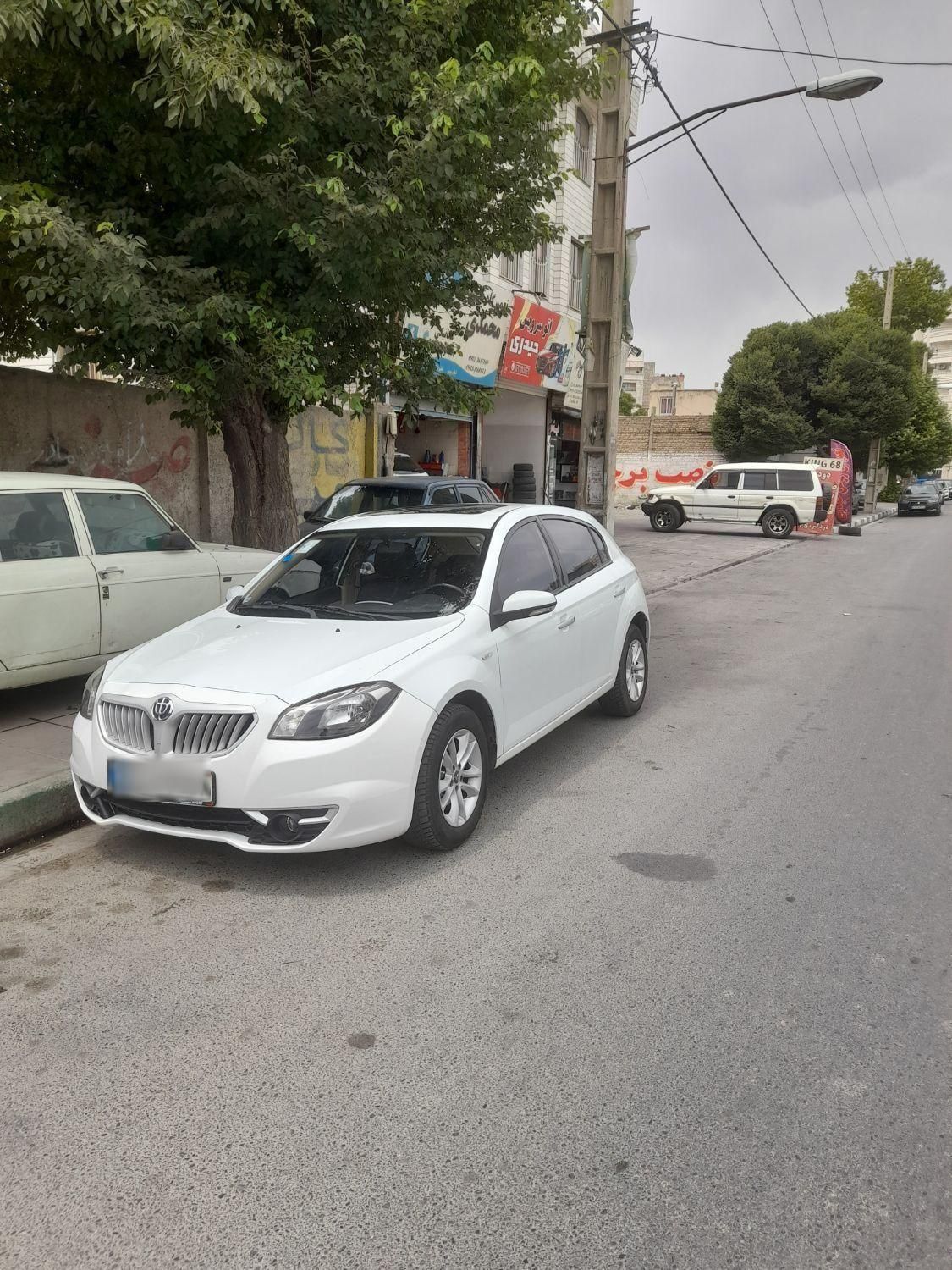 برلیانس H320 دنده‌ای 1500 - 2016