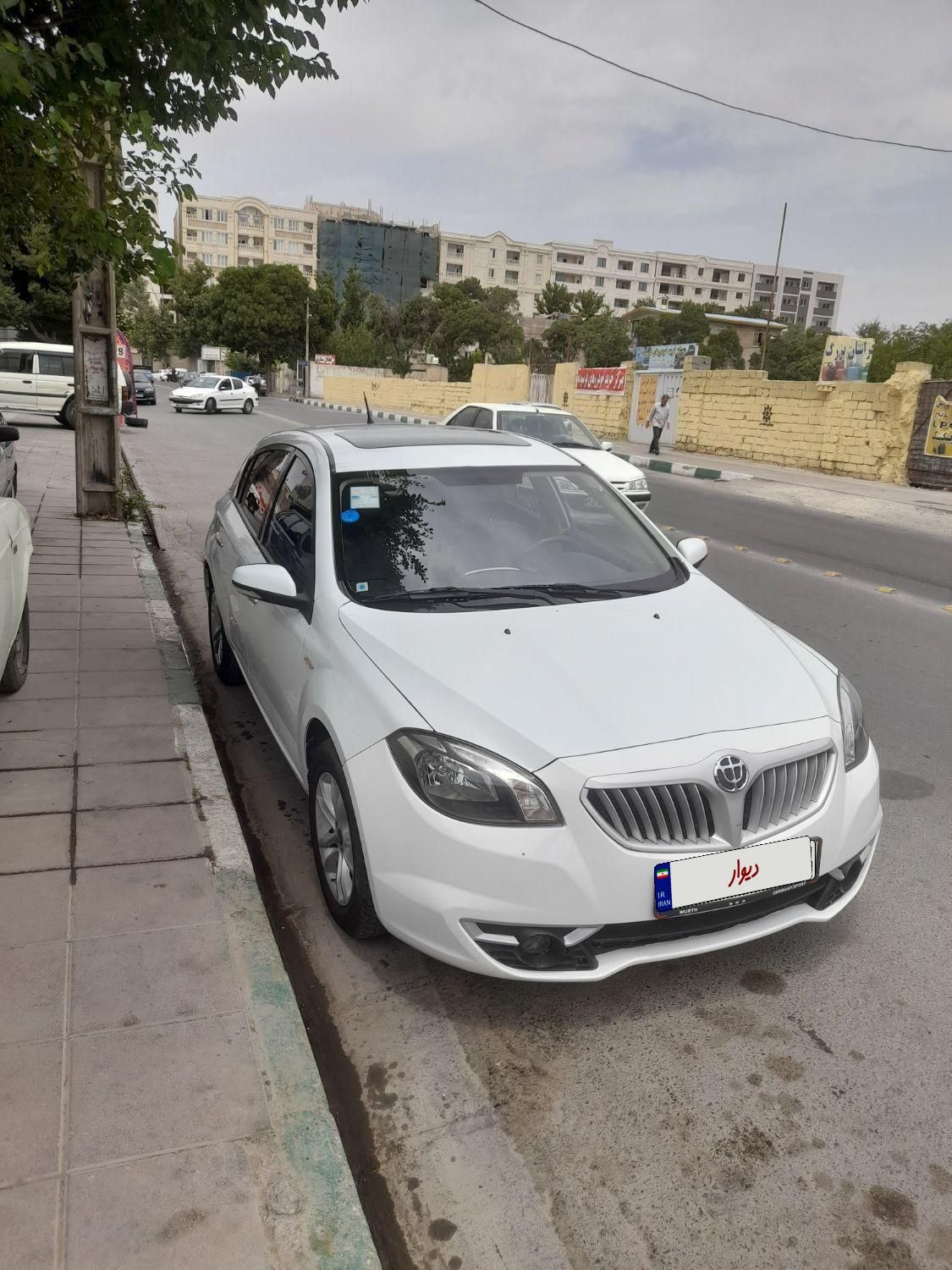 برلیانس H320 دنده‌ای 1500 - 2016