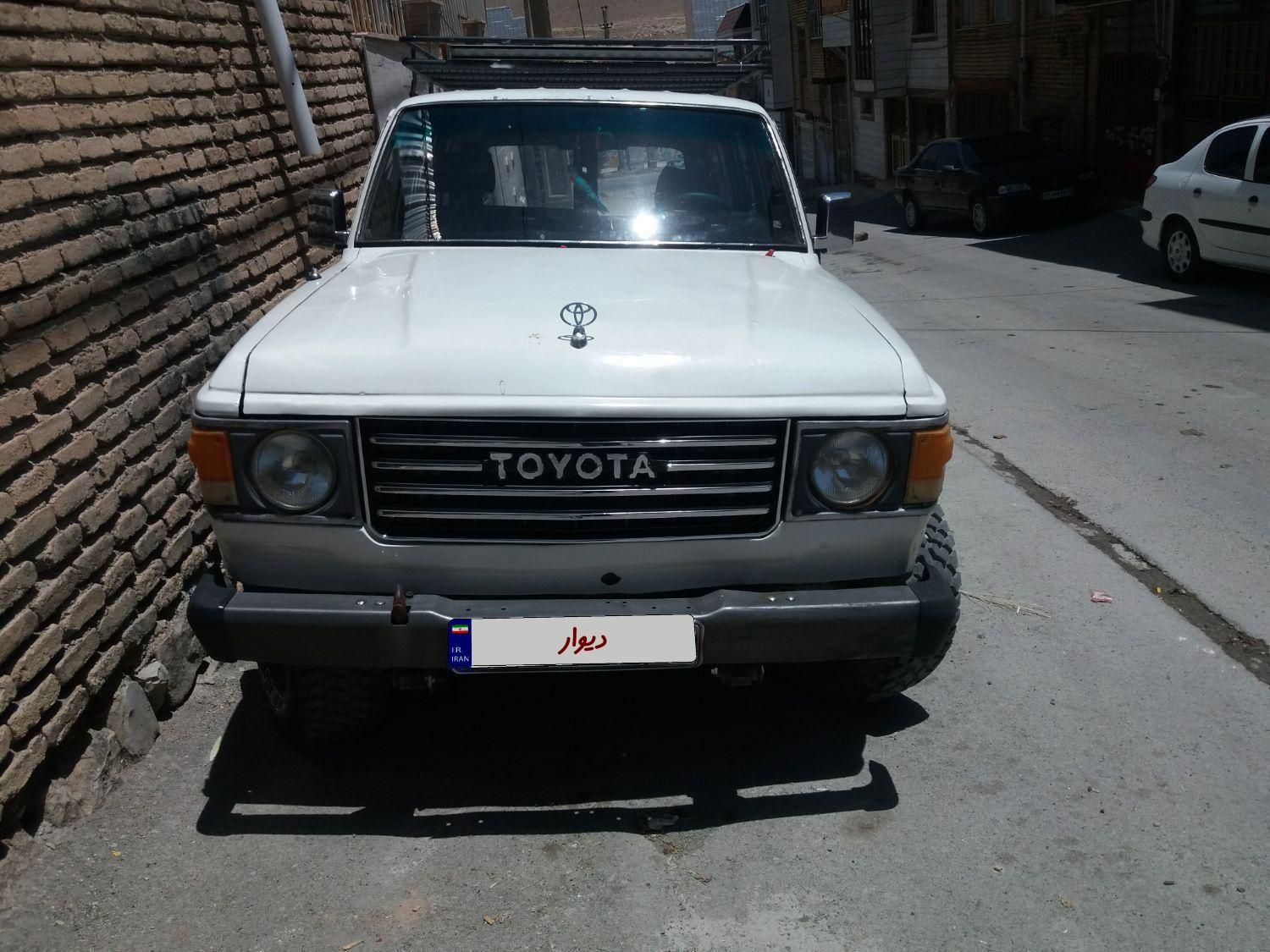 خودرو تویوتا، کمری آگهی ann_18608602