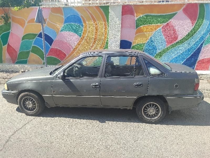 دوو سیلو سدان - 2000